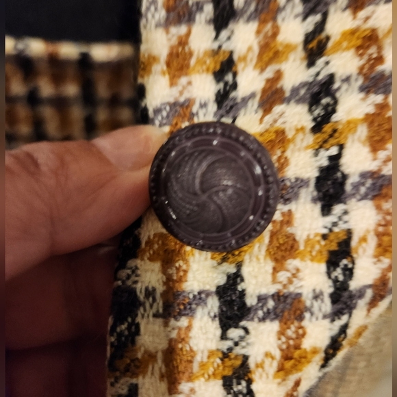 Vintage Alfred Sung Tweed Skirt Suit Set (Blazer and Skirt) - Picture 7 of 9